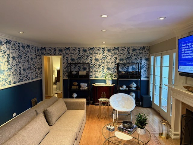 Residential bedroom wallpaper with textured grasscloth finish in New York